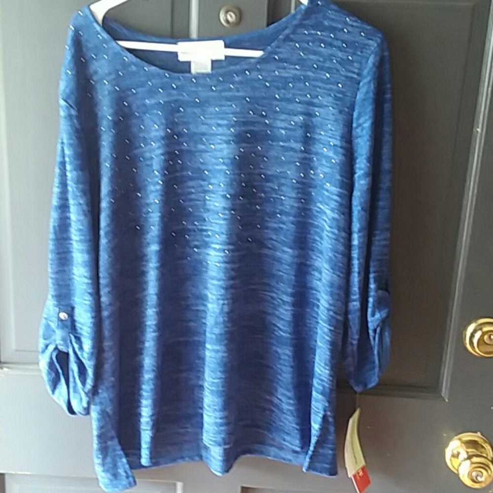 Women's Top